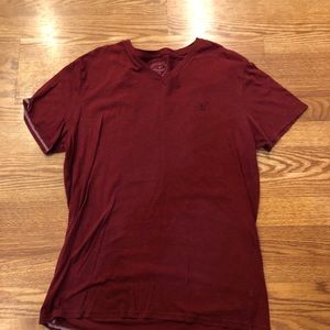 American eagle shirt sleeve